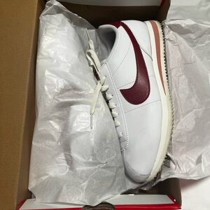 Nike Cortez Leather size 10.5